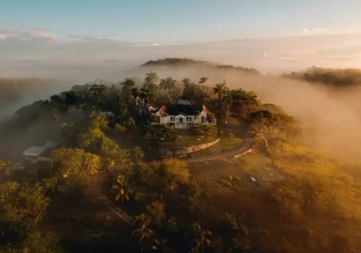 What’s in a psilocybin retreat?