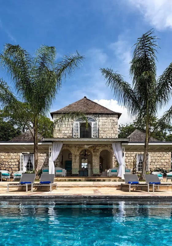 The house and the pool